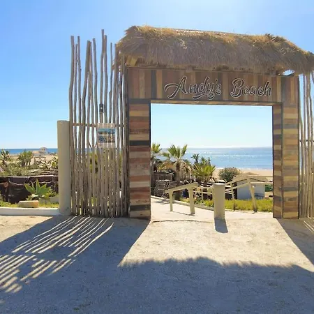 Cabopino 3 Bedroom - Ocean Views - Pool - Terrace 아파트 마르베야